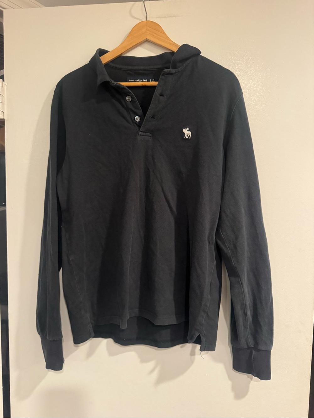 Abercrombie & Fitch Men’s Black Long Sleeve Polo Shirt Classic Preppy Casual med